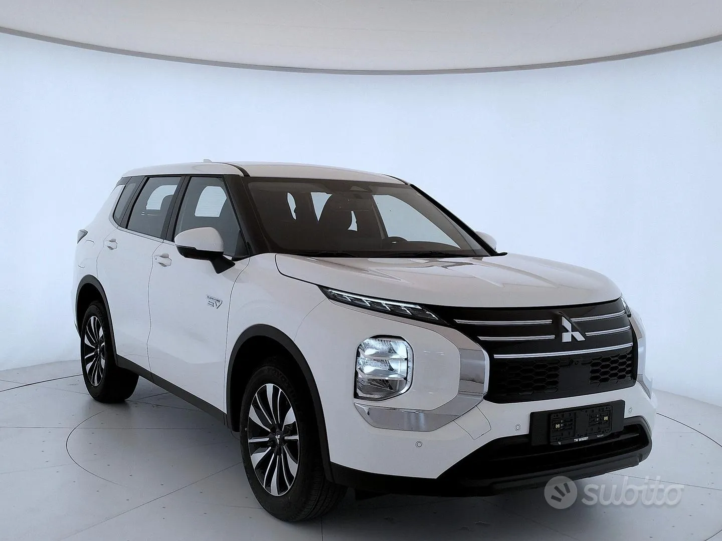 Mitsubishi Outlander 2023 photo 3