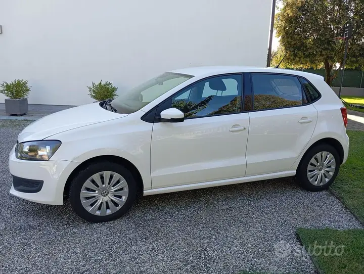 Volkswagen Polo 2014 photo 3
