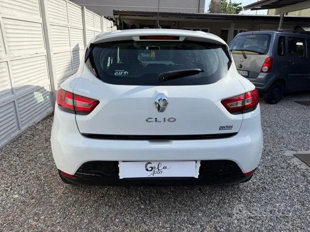 Renault Clio 2013 photo 4