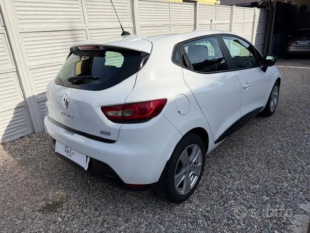 Renault Clio 2013 photo 3