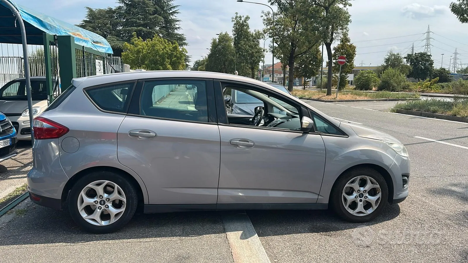Ford C-Max 2012 photo 3