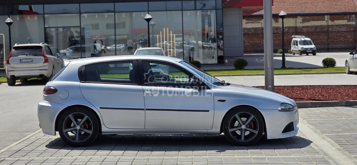 Alfa Romeo 147 2008 photo 3