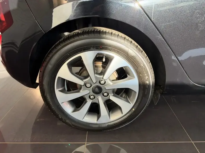 Ford Fiesta 2021 photo 3