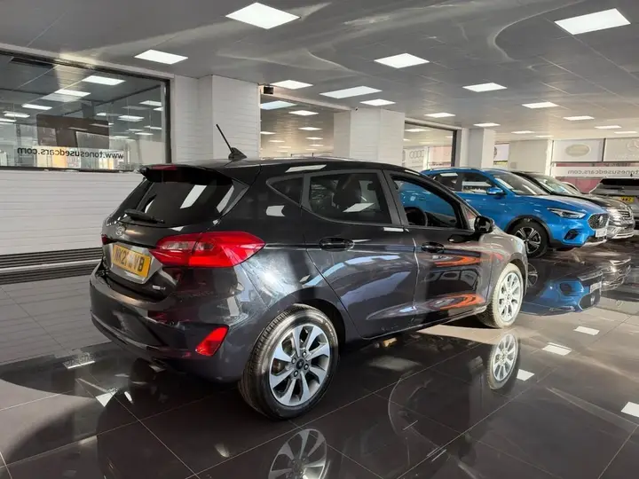 Ford Fiesta 2021 photo 2