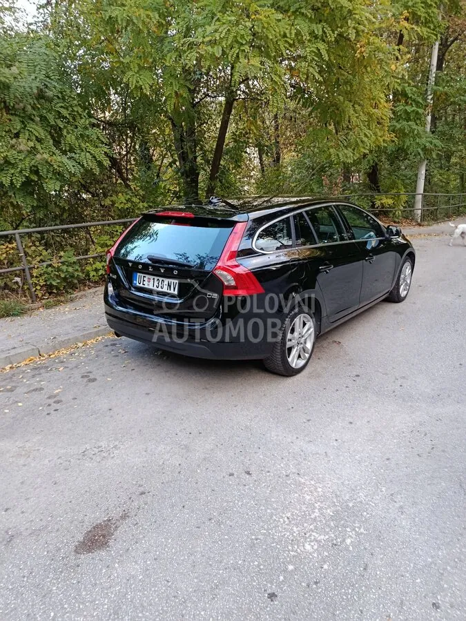 Volvo V60 2012 photo 3