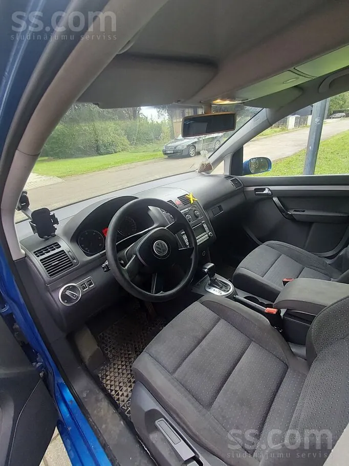 Volkswagen Touran 2004 photo 3
