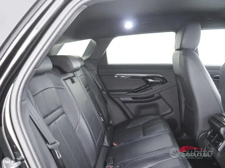 Land Rover Range Rover Evoque 2022 photo 2