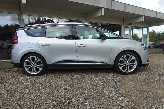 Renault Grand Scenic Iv 2017 photo 4