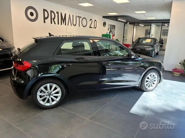 Audi A1 2023 photo 2
