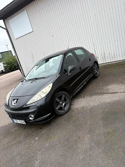 Peugeot 207 2007 photo 3