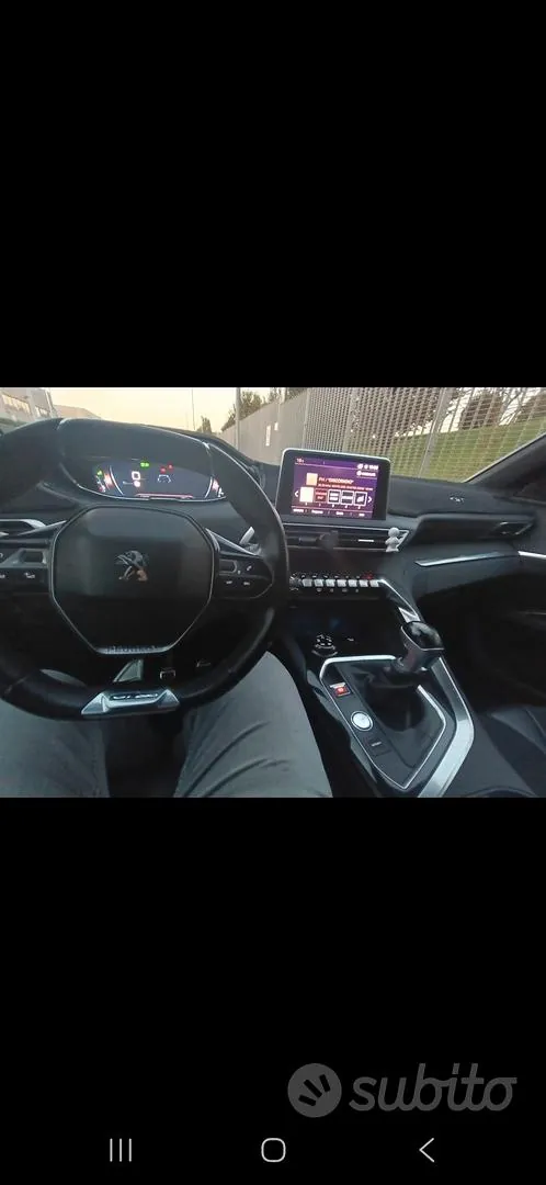 Peugeot 5008 2017 photo 5
