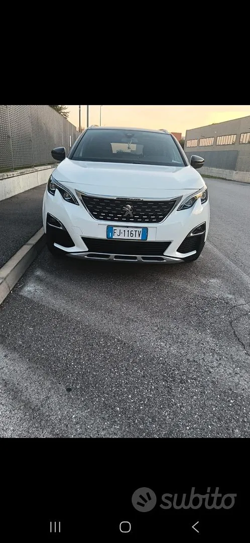 Peugeot 5008 2017 photo 3