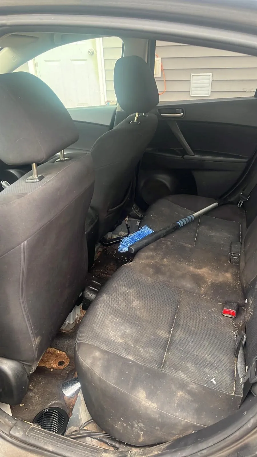 Mazda 3 2011 photo 4