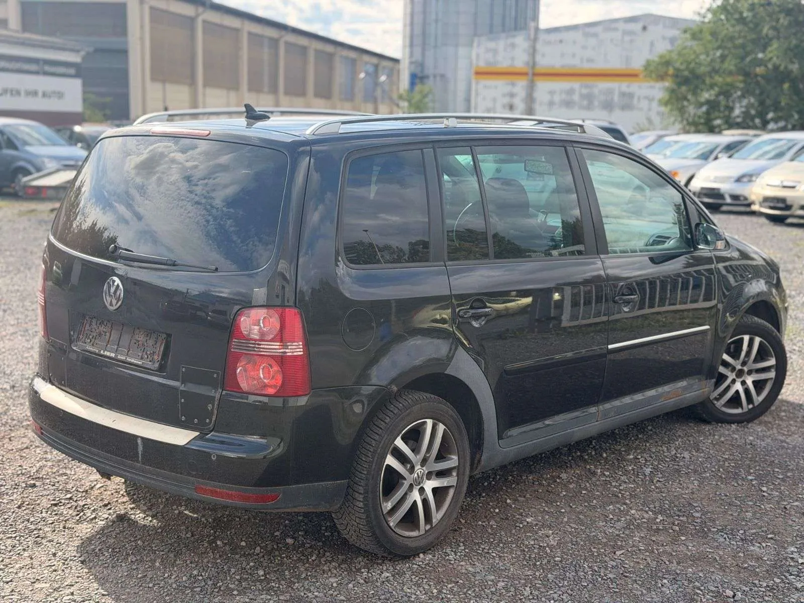 Volkswagen Touran 2007 photo 5