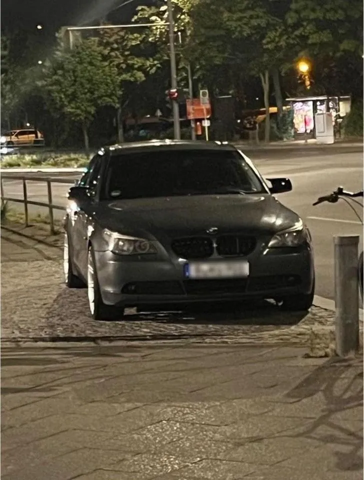 BMW 525I