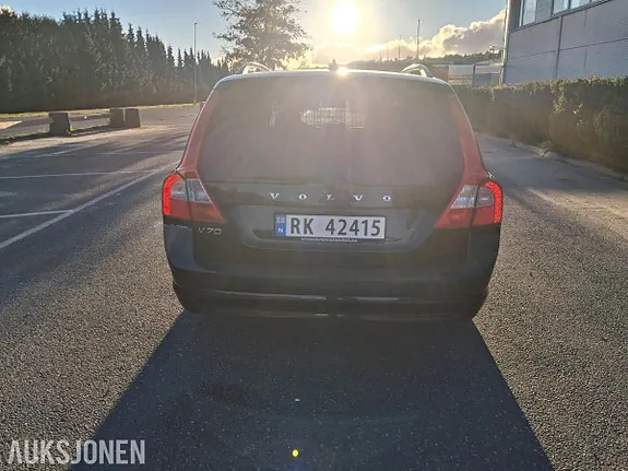 Volvo V70 2012 photo 4