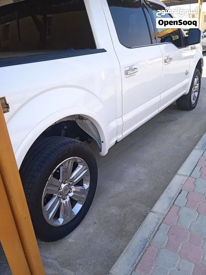 Ford F-150 2019 photo 2