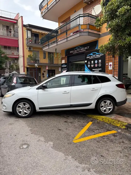 Renault Megane 2012 photo 4