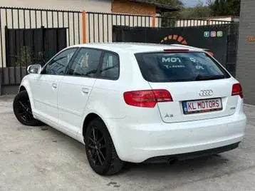 Audi A3 2010 photo 3
