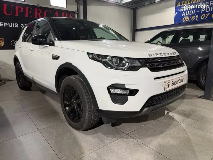 Land Rover Discovery Sport 2018 photo 4