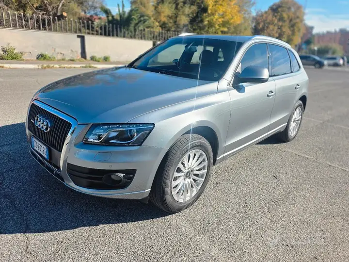 Audi Q5 2009 photo 2