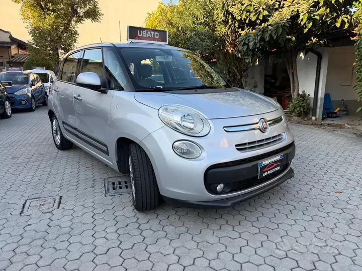 Fiat 500L 2014 photo 2