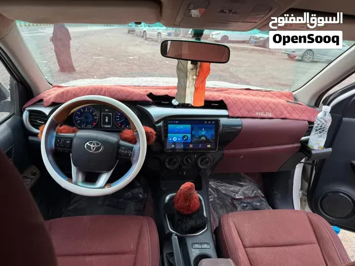 Toyota Hilux 2017 photo 2