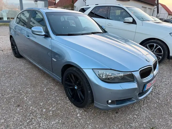 BMW 325I