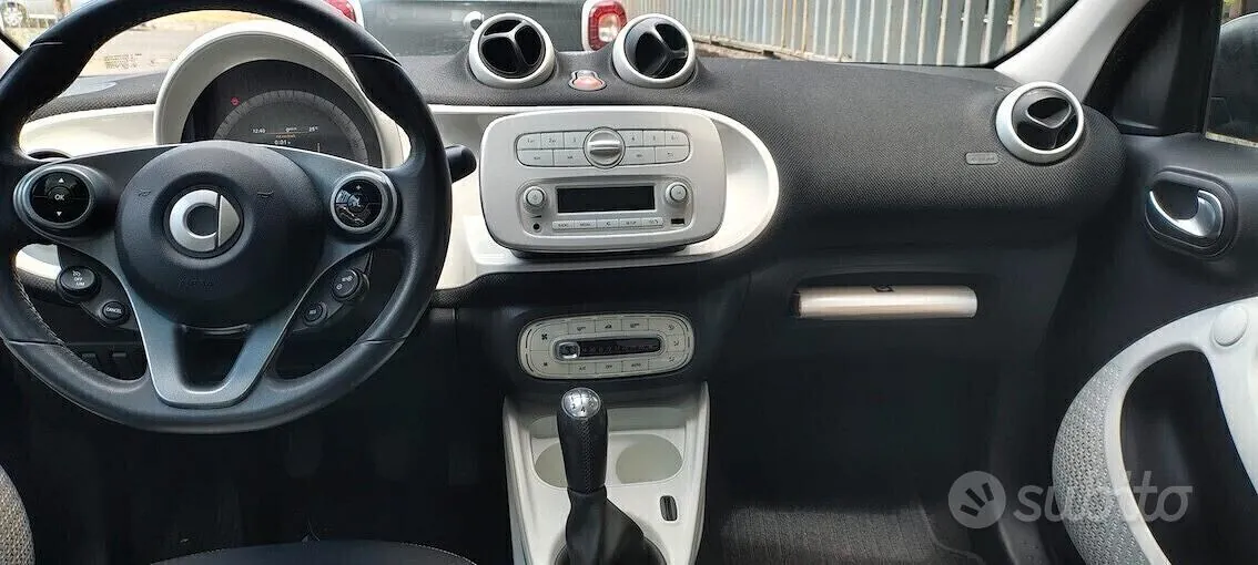 Smart Forfour 2015 photo 4