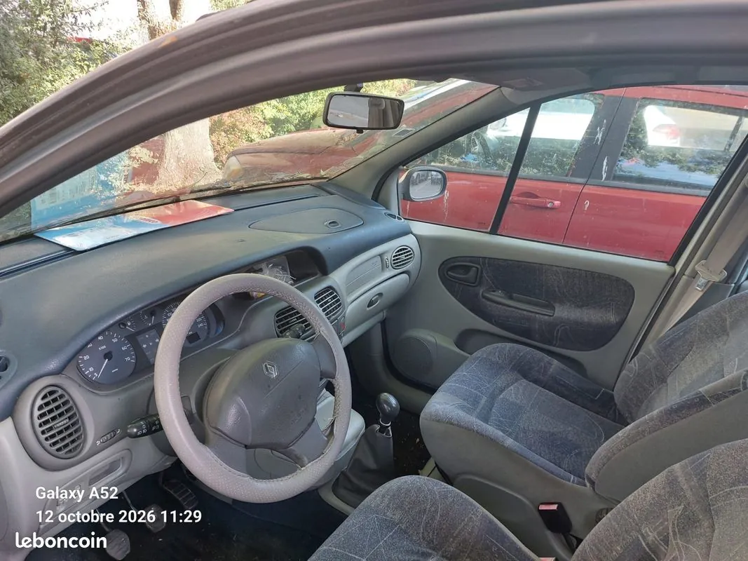 Renault Scenic 2001 photo 2
