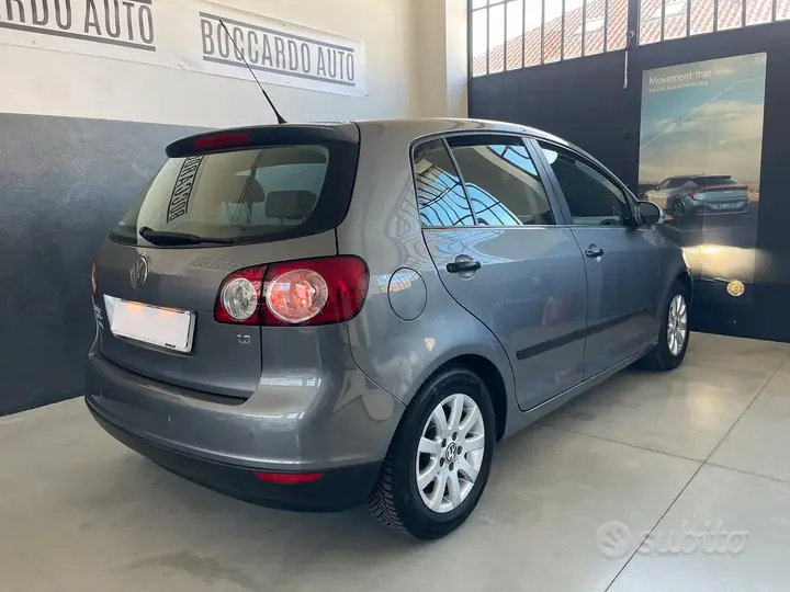 Volkswagen Golf Plus 2009 photo 4