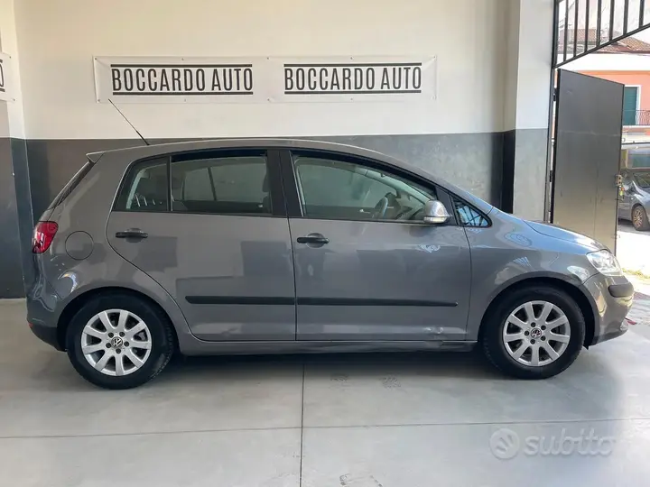 Volkswagen Golf Plus 2009 photo 3