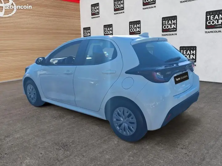 Toyota Yaris 2024 photo 5