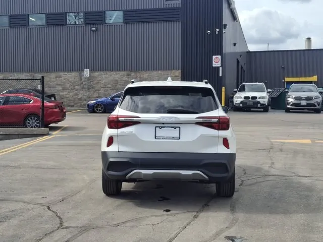 Kia Seltos 2023 photo 4
