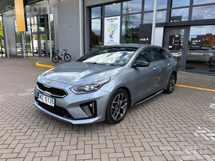 Kia Proceed