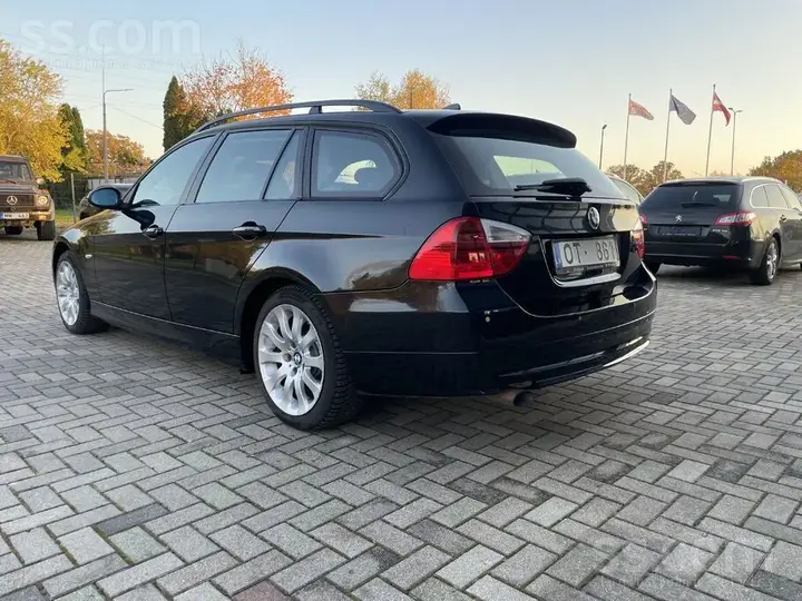 BMW 320D 2007 photo 3
