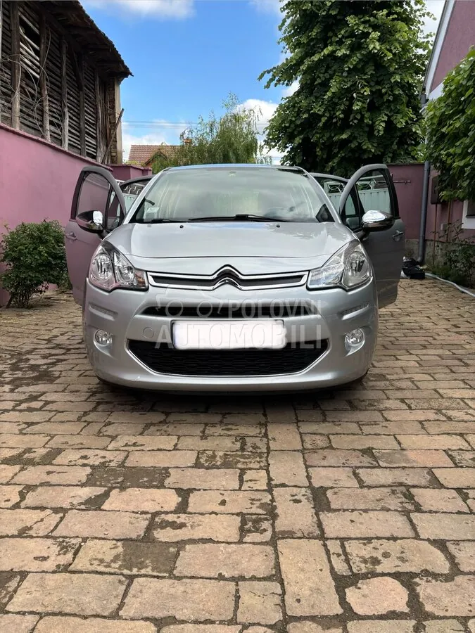 Citroen C3 2013 photo 2
