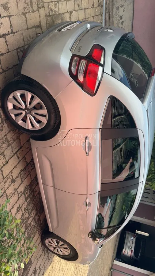 Citroen C3 2013 photo 3