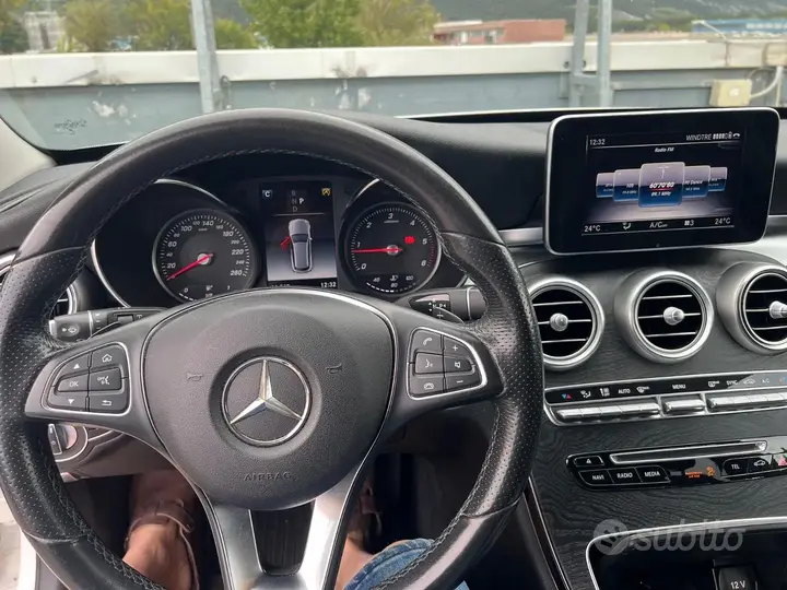 Mercedes-Benz C-Class 2017 photo 4
