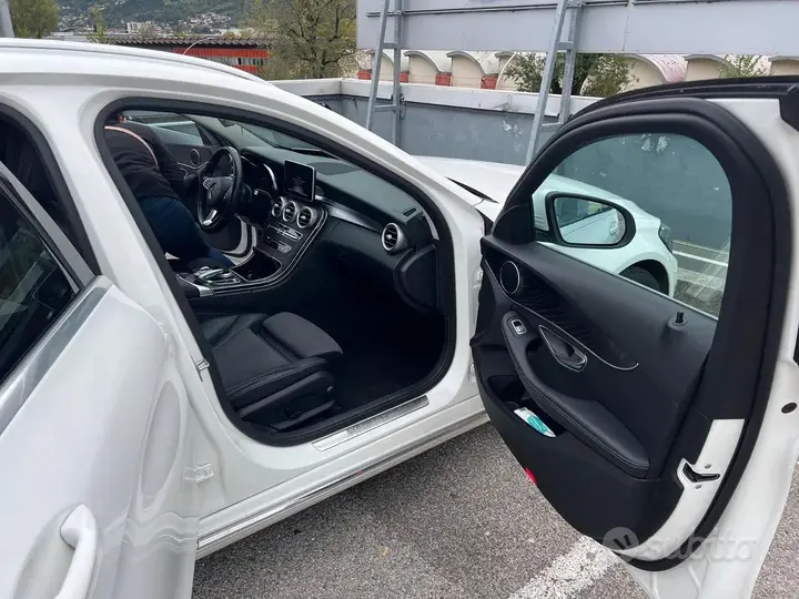 Mercedes-Benz C-Class 2017 photo 3