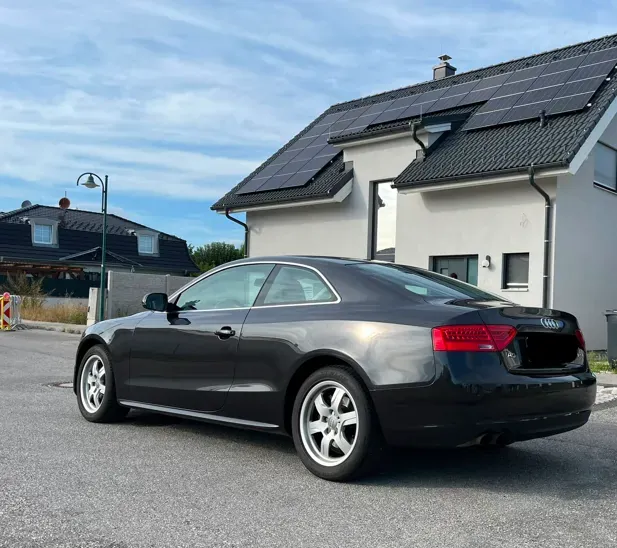 Audi A5 2013 photo 2