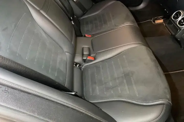 Mercedes-Benz C180