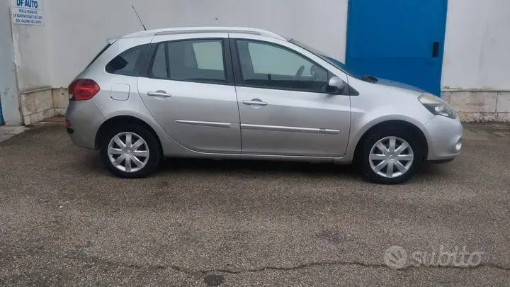 Renault Clio 2012 photo 5