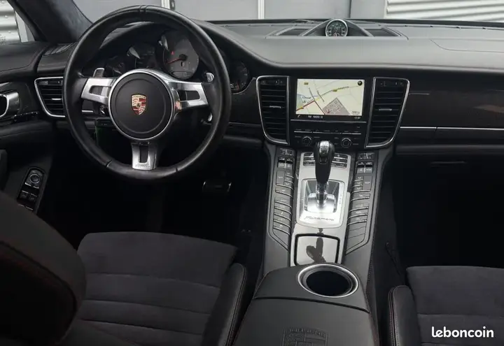 Porsche Panamera 2013 photo 4