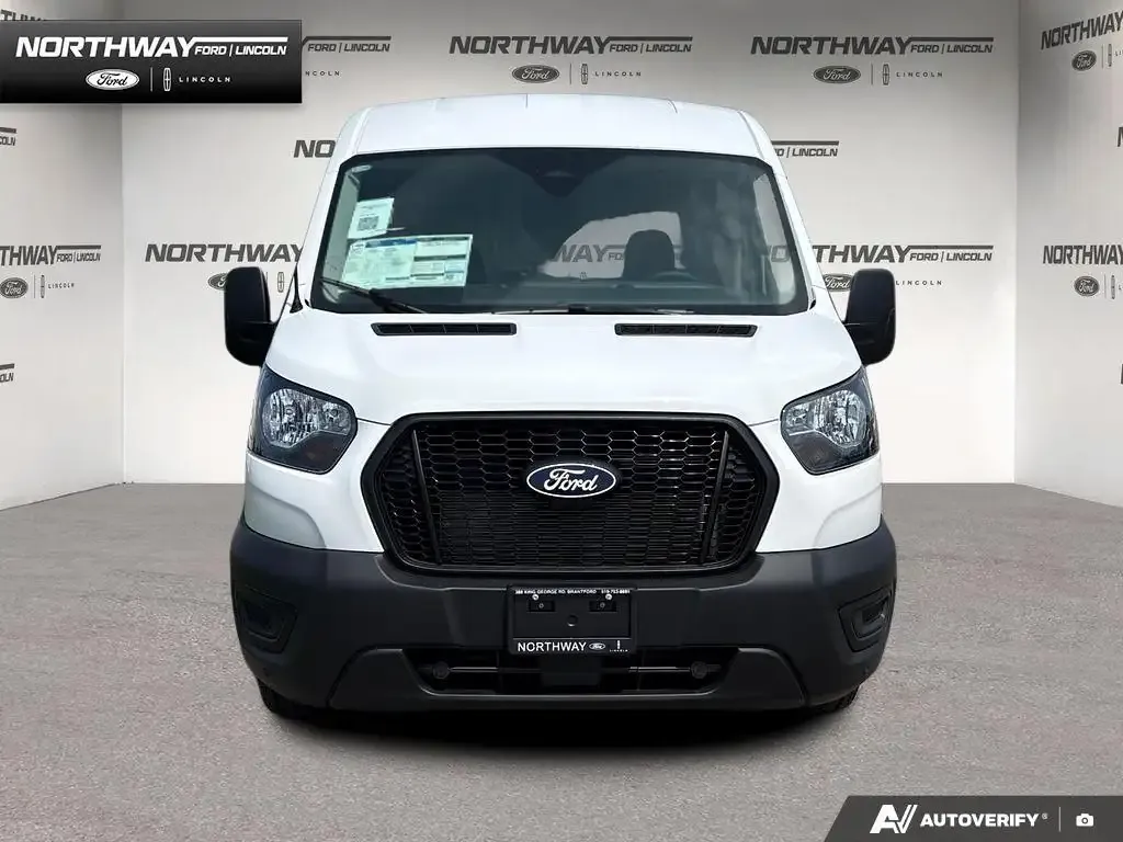 Ford Transit Cargo Van 2026 photo 2