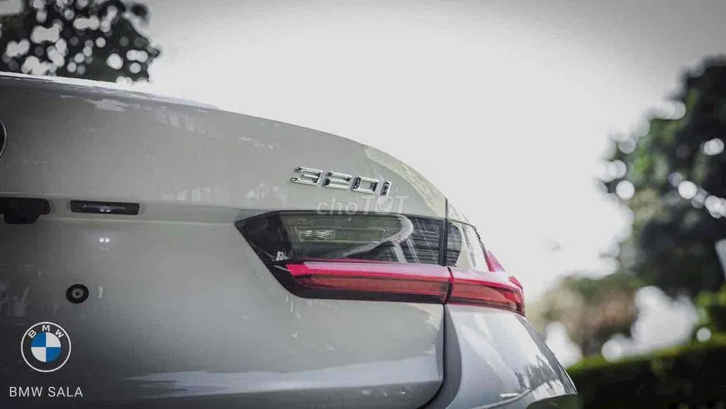 BMW 3 Series 2025 photo 5
