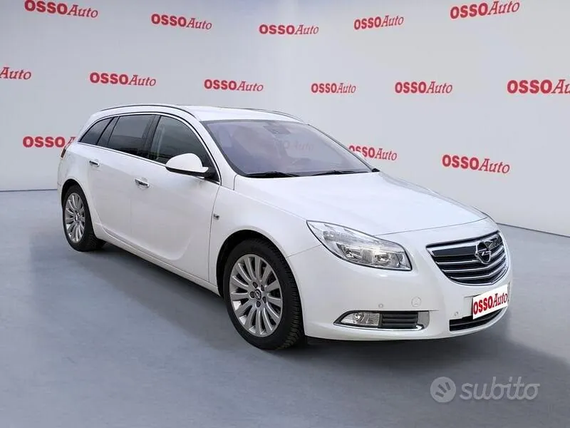 Opel Insignia 2010 photo 2