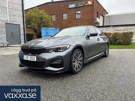 BMW 330E