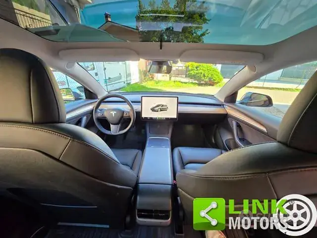Tesla Model 3 2022 photo 5