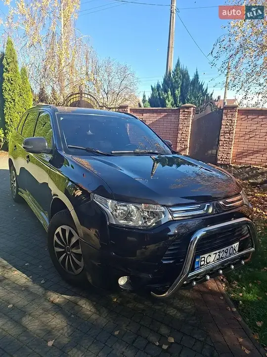 Mitsubishi Outlander